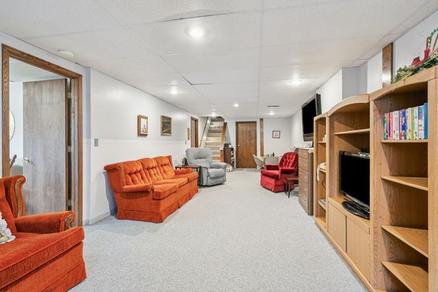 302 Baker Street, Fulton, IL 61252