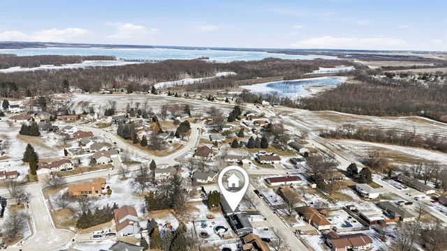 302 Baker Street, Fulton, IL 61252