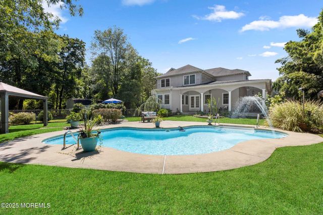 1042 Maxim Southard Road, Howell, NJ 07731