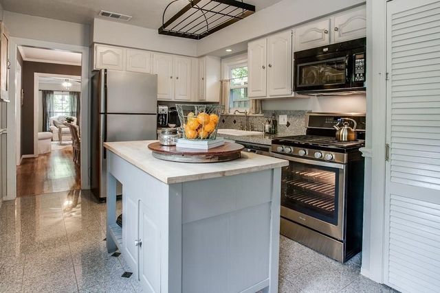 6043 Llano Avenue, Dallas, TX 75206