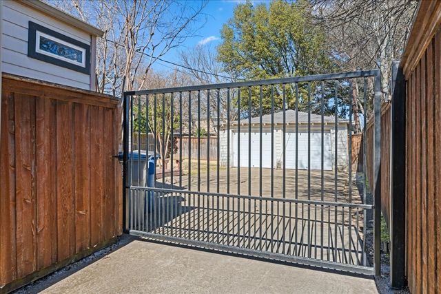 6043 Llano Avenue, Dallas, TX 75206