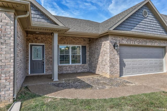 9966 Ella Circle, Newburgh, IN 47630