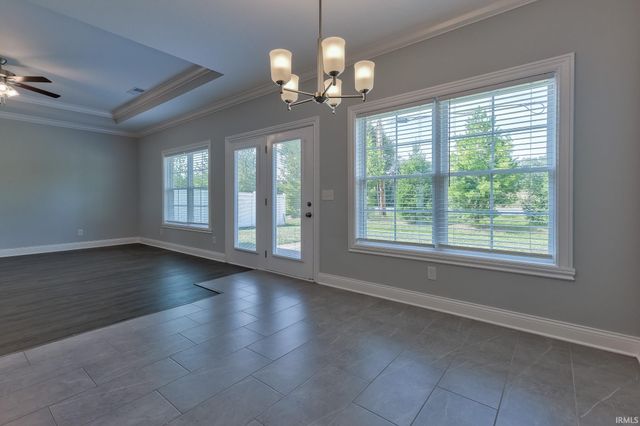 9966 Ella Circle, Newburgh, IN 47630
