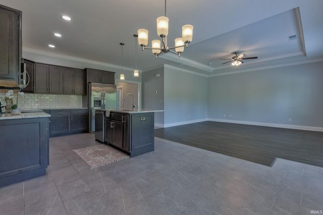 9966 Ella Circle, Newburgh, IN 47630