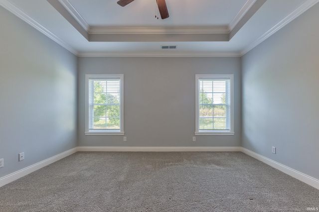 9966 Ella Circle, Newburgh, IN 47630