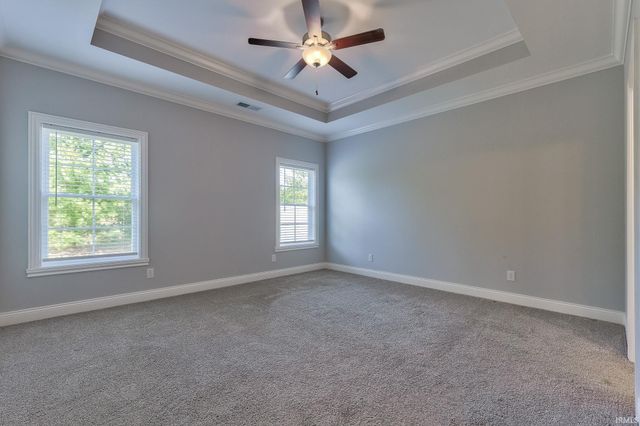 9966 Ella Circle, Newburgh, IN 47630