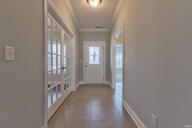 9966 Ella Circle, Newburgh, IN 47630