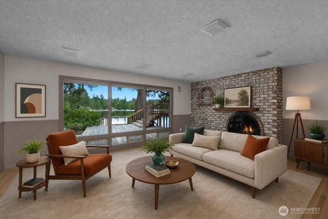 1989 Canterbury Place SW, Olympia, WA 98512