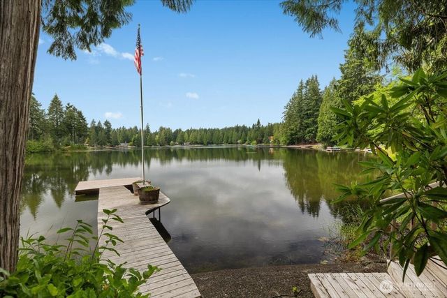 1989 Canterbury Place SW, Olympia, WA 98512