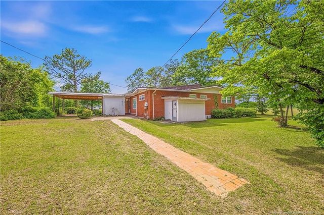 878 Vance Street Extension, Red Springs, NC 28377