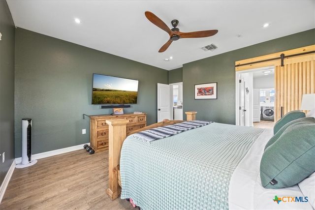 475 County Road 240, Gonzales, TX 78629