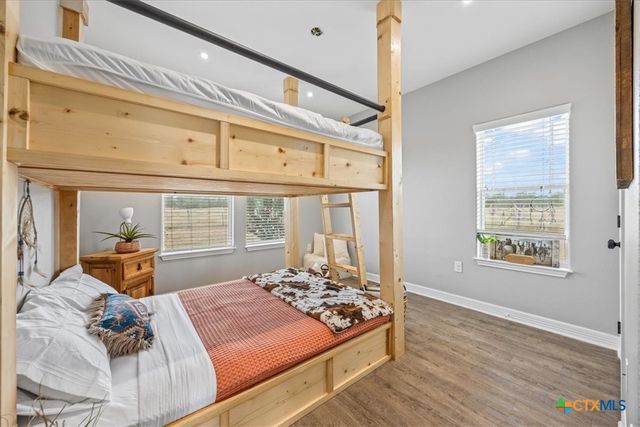 475 County Road 240, Gonzales, TX 78629