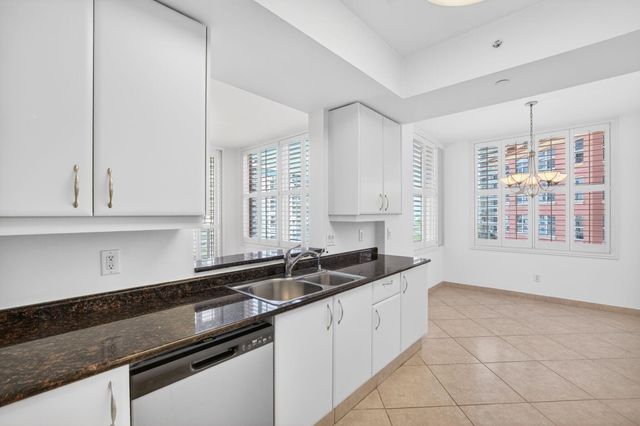 2100 N Ocean Boulevard 8b, Fort Lauderdale, FL 33305