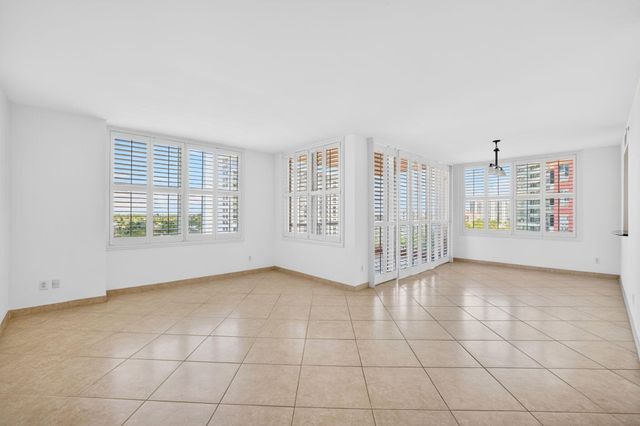 2100 N Ocean Boulevard 8b, Fort Lauderdale, FL 33305