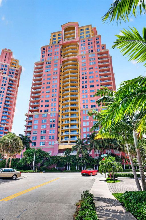 2100 N Ocean Boulevard 8b, Fort Lauderdale, FL 33305