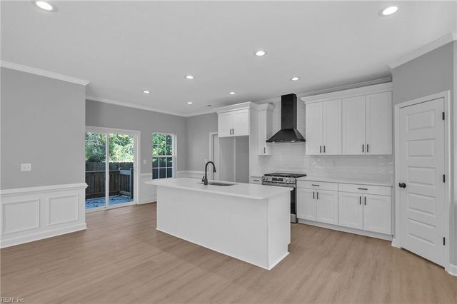 4780 Seal LN, Virginia Beach, VA 23450