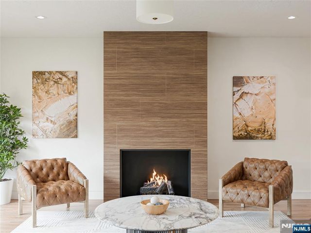 82B Hazelton Street, Ridgefield Park, NJ 07660