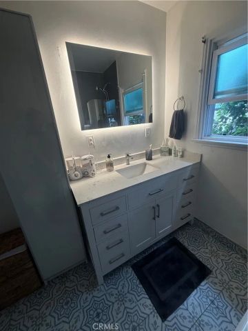 2647 Kansas, South Gate, CA 90280