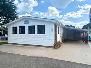 465 Sandpebble Dr., Surfside Beach, SC 29575