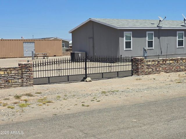 67881 Mesquite Avenue, Salome, AZ 85348