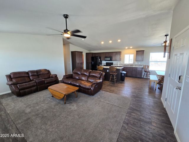 67881 Mesquite Avenue, Salome, AZ 85348