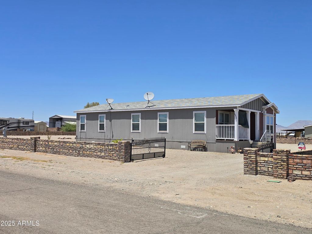 67881 Mesquite Avenue, Salome, AZ 85348