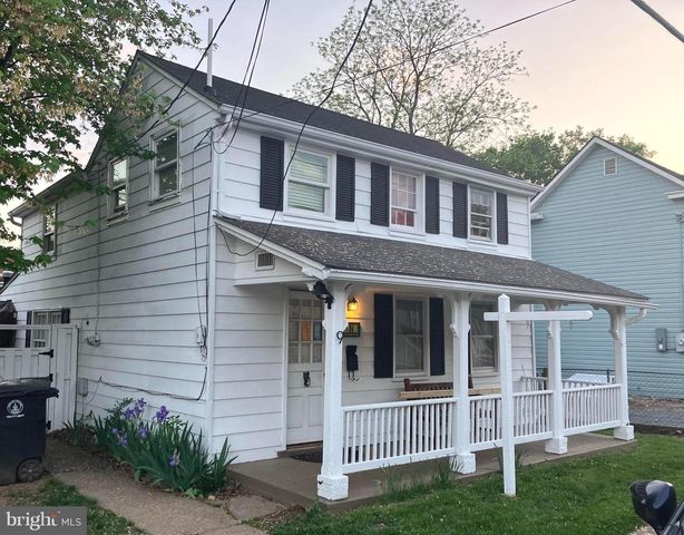 9 ROYAL ST SE, Leesburg, VA 20175