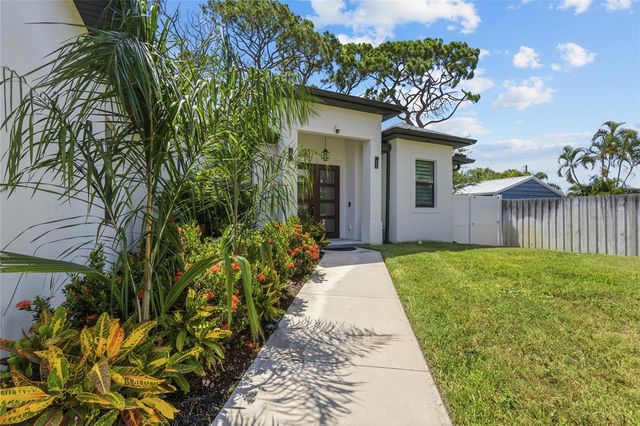 4722 NEPTUNE ROAD, Venice, FL 34293