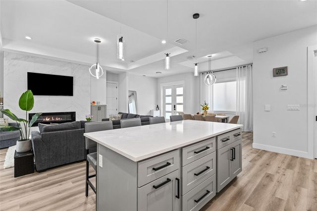 4722 NEPTUNE ROAD, Venice, FL 34293