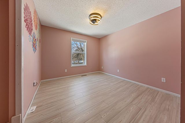 533 1st Avenue NE, Lonsdale, MN 55046