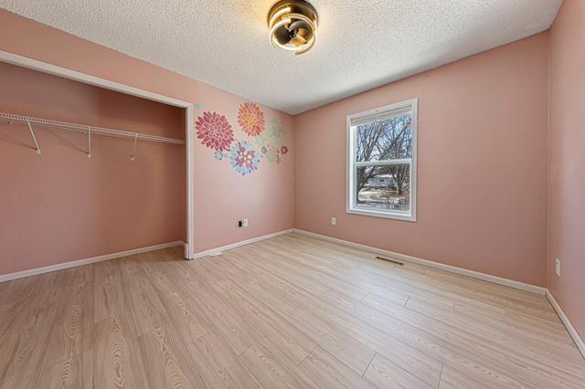 533 1st Avenue NE, Lonsdale, MN 55046