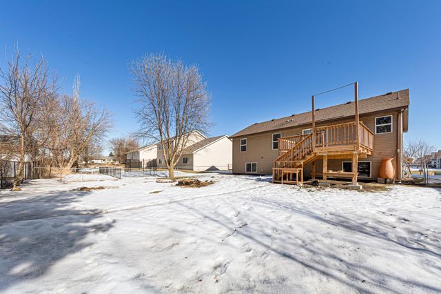 533 1st Avenue NE, Lonsdale, MN 55046