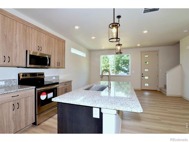 529 S 10th Street, Berthoud, CO 80513