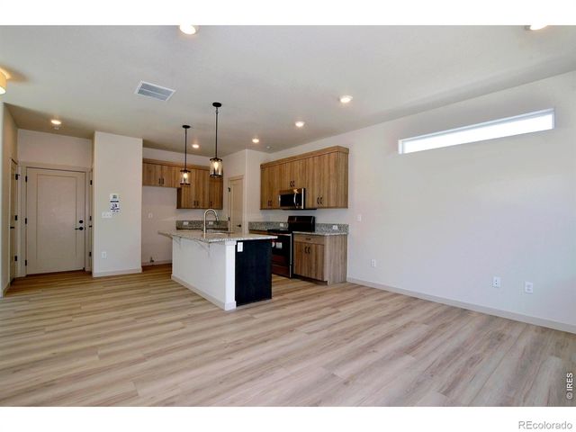 529 S 10th Street, Berthoud, CO 80513