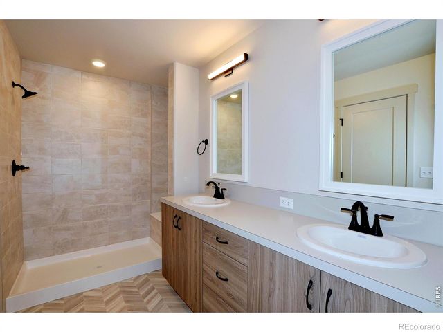 529 S 10th Street, Berthoud, CO 80513