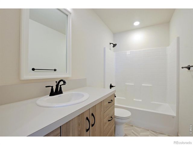 529 S 10th Street, Berthoud, CO 80513