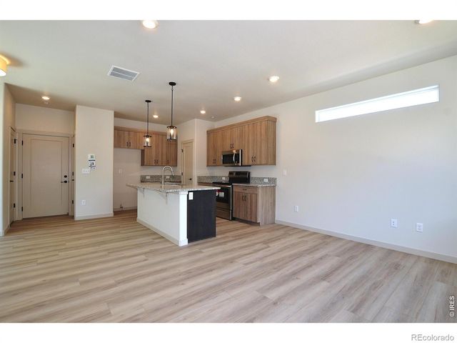 529 S 10th Street, Berthoud, CO 80513