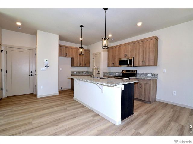 529 S 10th Street, Berthoud, CO 80513