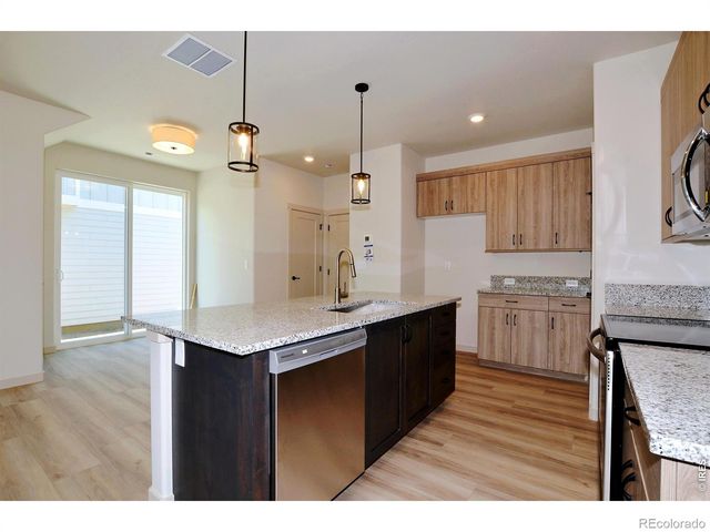 529 S 10th Street, Berthoud, CO 80513