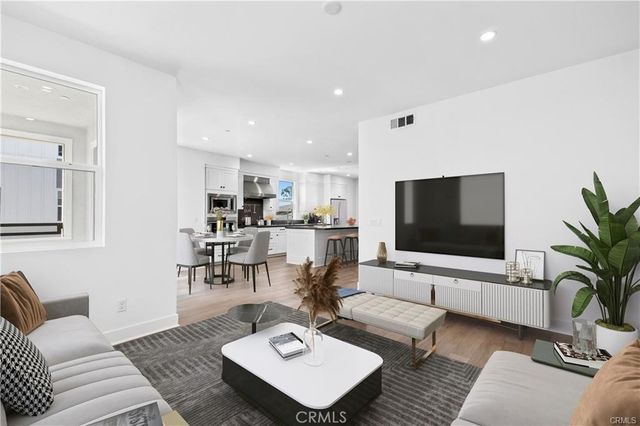 1171 Winslow Lane, Newport Beach, CA 92660