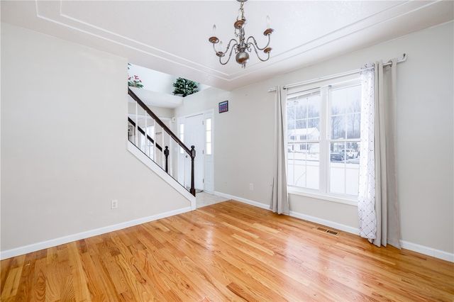 2082 Brookway Crescent, Ontario, NY 14519