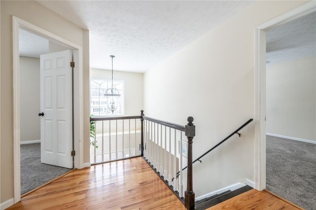 2082 Brookway Crescent, Ontario, NY 14519