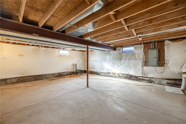 2082 Brookway Crescent, Ontario, NY 14519