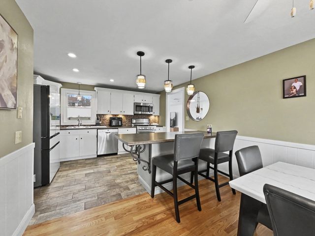 23 Rachael St, Springfield, MA 01129