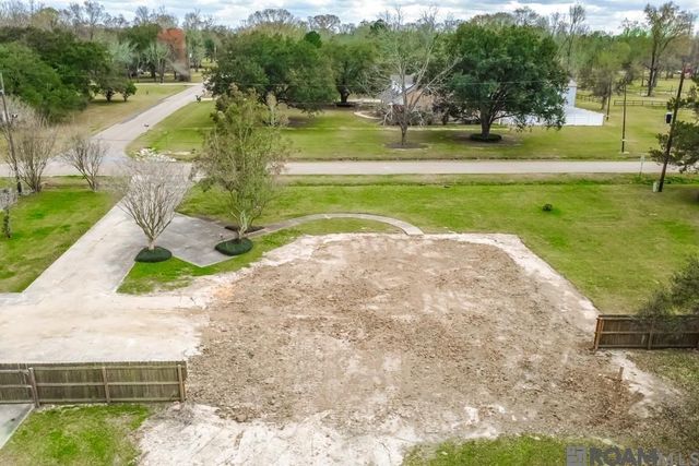 38362 Oakland Dr, Prairieville, LA 70769