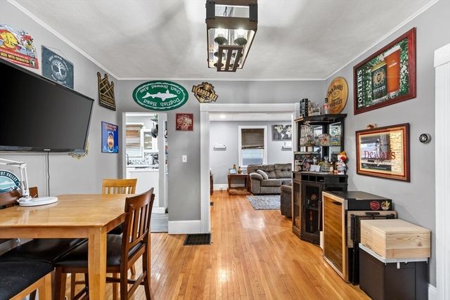 37 Sargents Court, Lynn, MA 01905