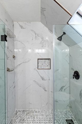 37 Sargents Court, Lynn, MA 01905