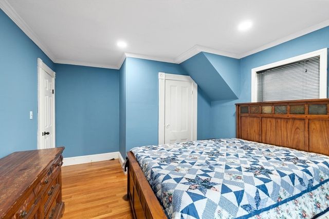 37 Sargents Court, Lynn, MA 01905