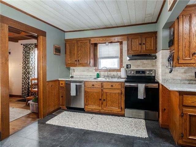 2191 Birch St, South Pymatuning Twp, PA 16150