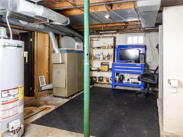 2191 Birch St, South Pymatuning Twp, PA 16150